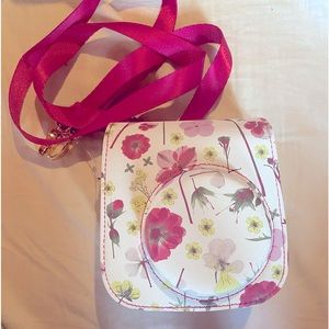 Instead mini 12 crossbody camera case- “heyday” floral